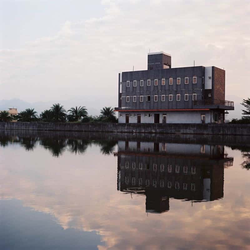 Photography: Time to reflect – Kodak Ektar 100 (120)