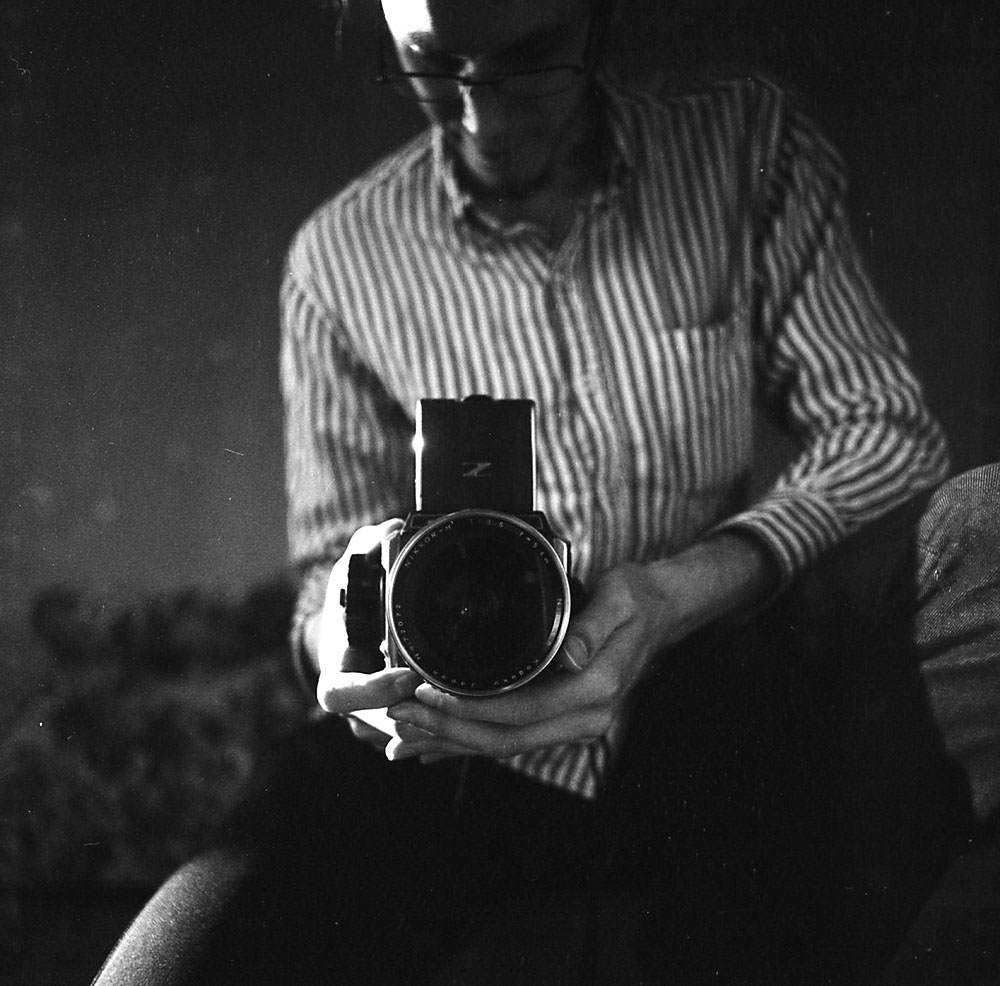 Jonas - Bronica C Nikkor 5cm - Mirror
