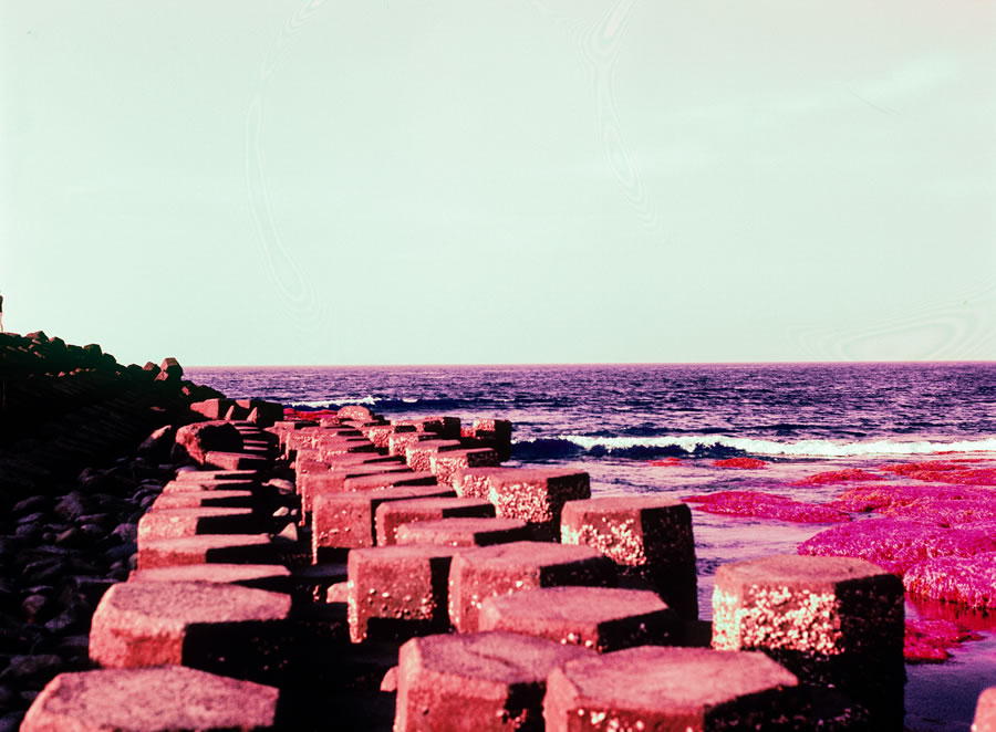 Photography: Hexagonal columns – Kodak AEROCHROME III 1443 (120)