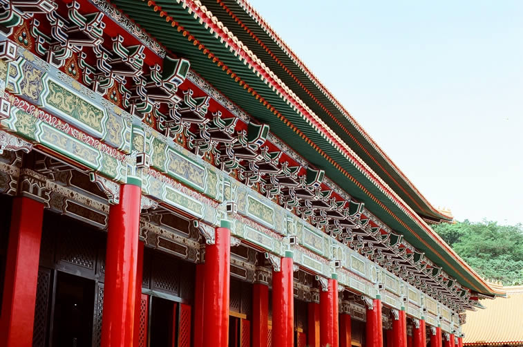 Photography: Hallowed halls – Shot on Kodak VISION3 250D 5207 at EI 250 (35mm format)