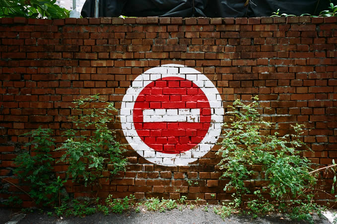 Photography: No entry – Fujicolor 100 (35mm)