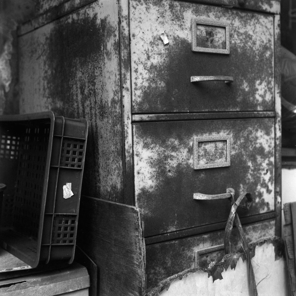 Photography: Filing – Ultrafine Extreme 400 (120)