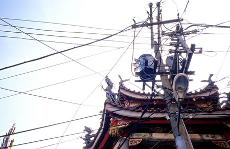 Photography: Well connected – Shot on Kodak EKTACHROME E100VS at EI 100 (120 format)