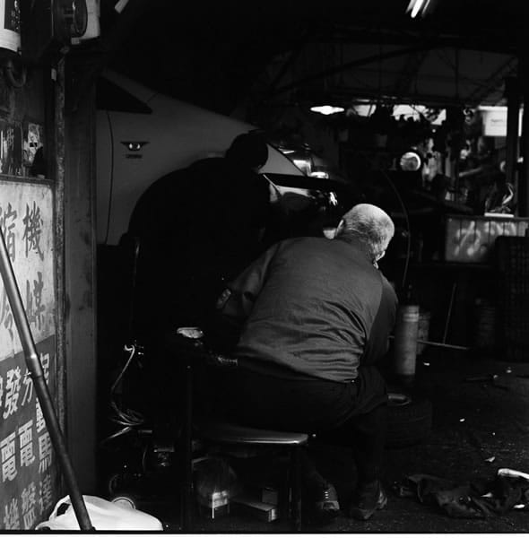 Photography: Thinking it over – Shot on ILFORD HP5 PLUS at EI 12800 (120 format)