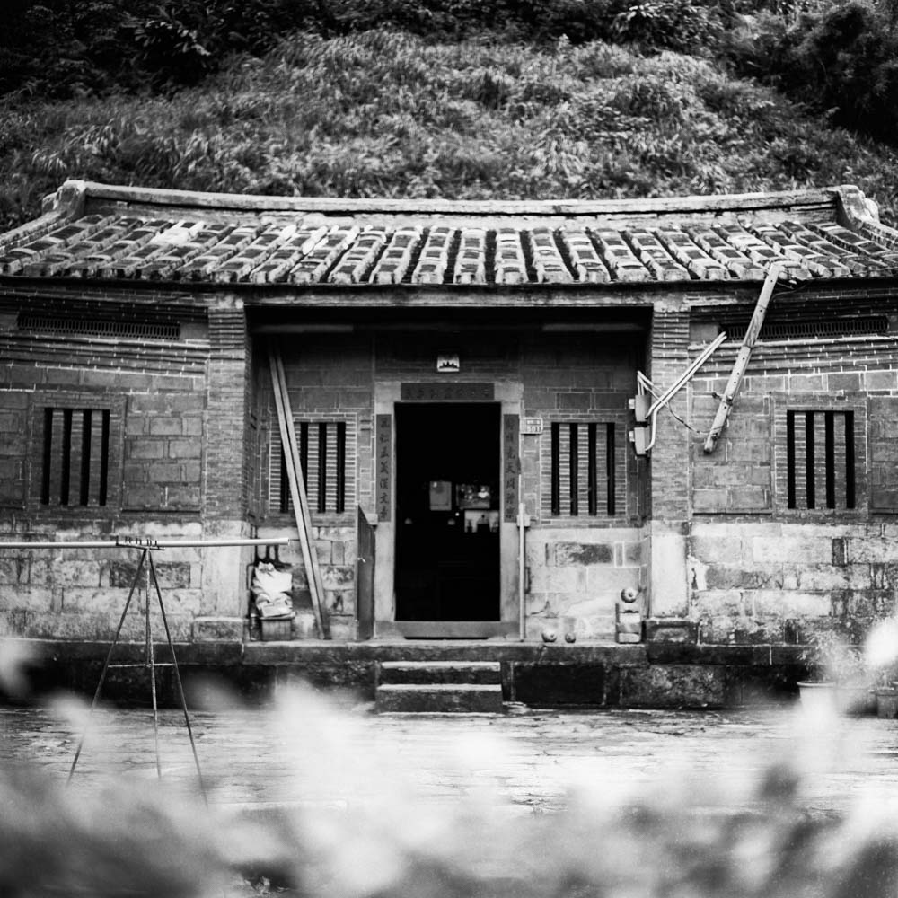 Photography: Tucked away – Ilford Pan F+ (120)