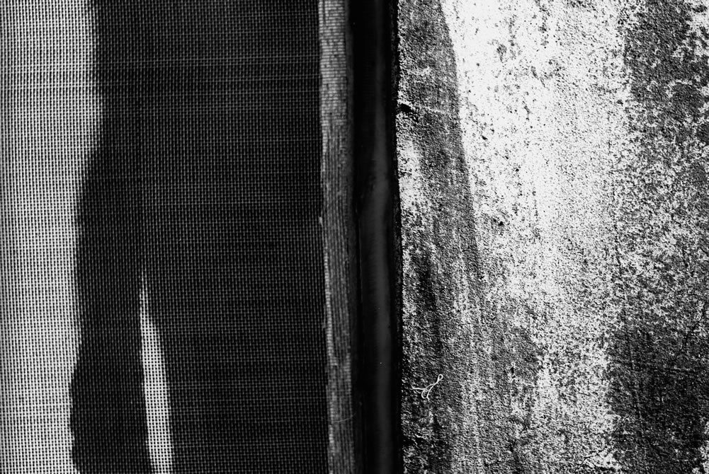 Photography: Stone, rubber and steel – Macophot Ortho 25 – (35mm)