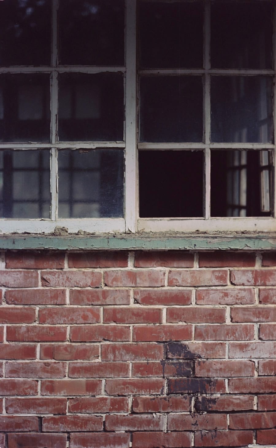 Photography: Half half – Shot on Kodak Portra 160NC – unperforated (35mm)