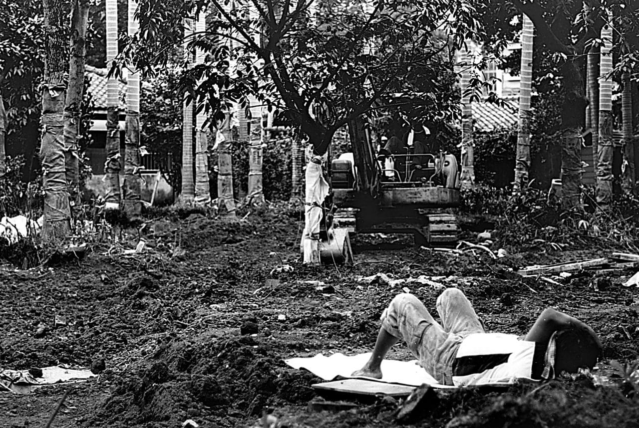 Photography: Asleep on the job – Shot on Kodak BW print film 2302 (35mm)