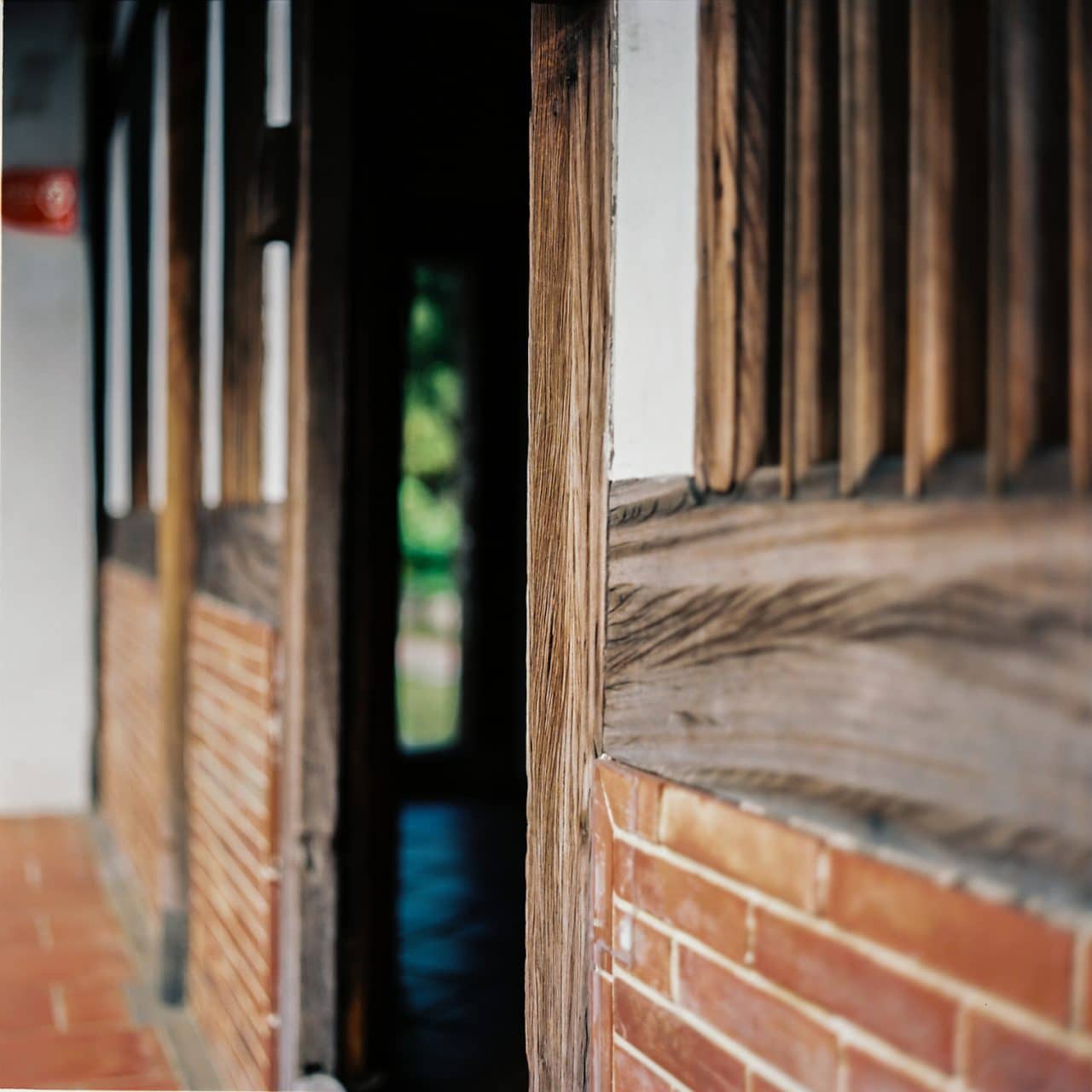 Photography: Slits – Shot on Kodak Ektar 100 (120)