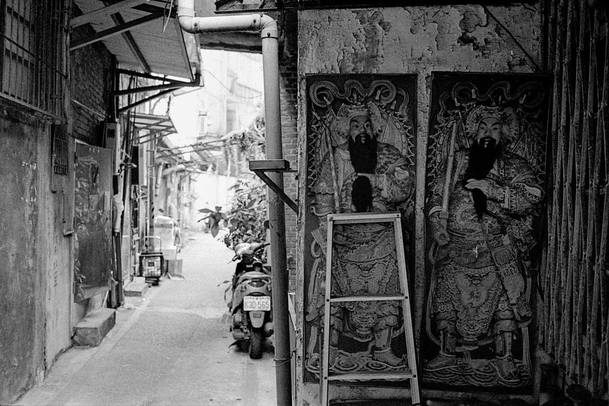 Kodak T-MAX 3200 (EI 800 - N-2) 7artisans 35mm f/2