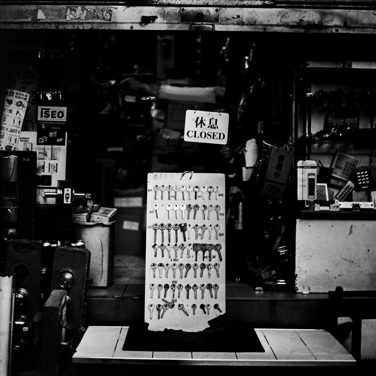 Photography: Not in stock – Shot on Rollei Ortho 25 at EI 25 (120 format)