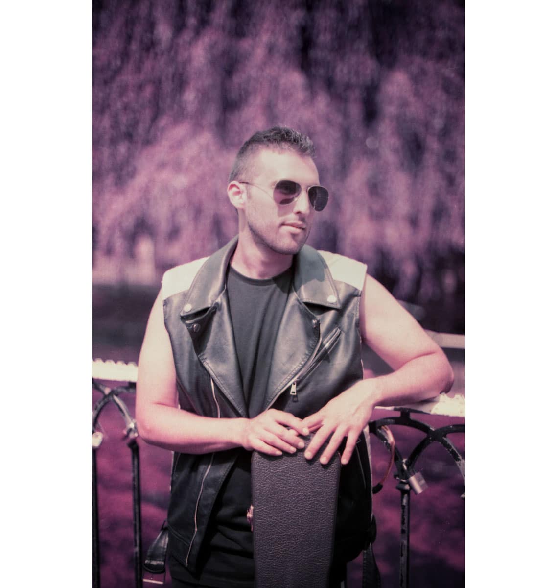 5 Frames… With Lomography Lomochrome Purple XR 100-400 (EI 200 / 35mm format / Pentax Spotmatic F)