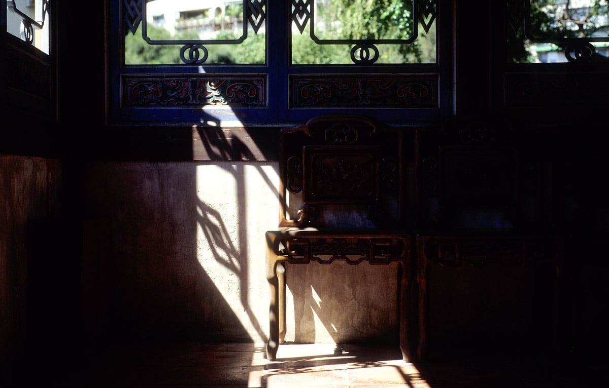Photography: Morning light – Shot on Kodak EKTACHROME 100 (E100) at EI 200 (35mm format)