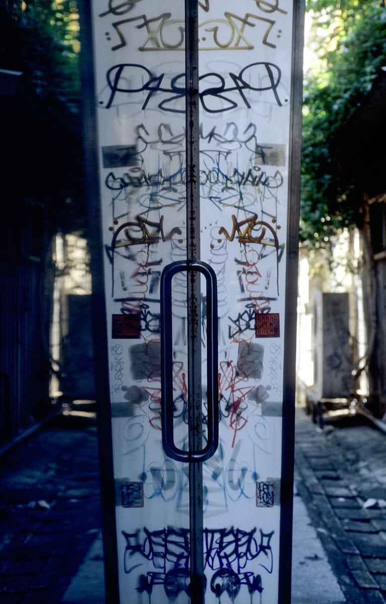 Photography: On edge – Shot on Kodak EKTACHROME 100 (E100) at EI 100 (35mm format)