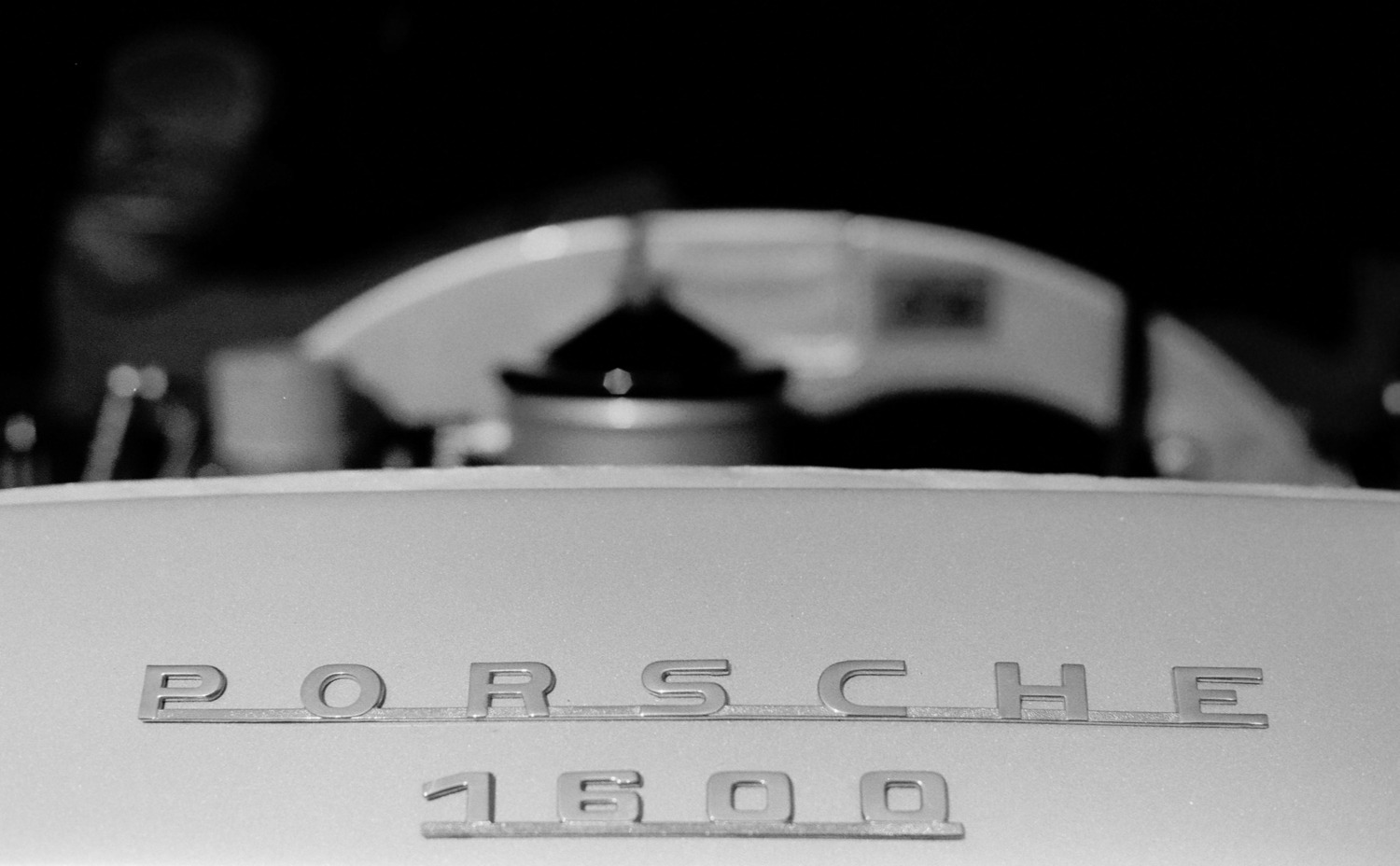 5 Frames… With Ultrafine eXtreme 400 (EI 400 / 35mm format / Nikon F4)