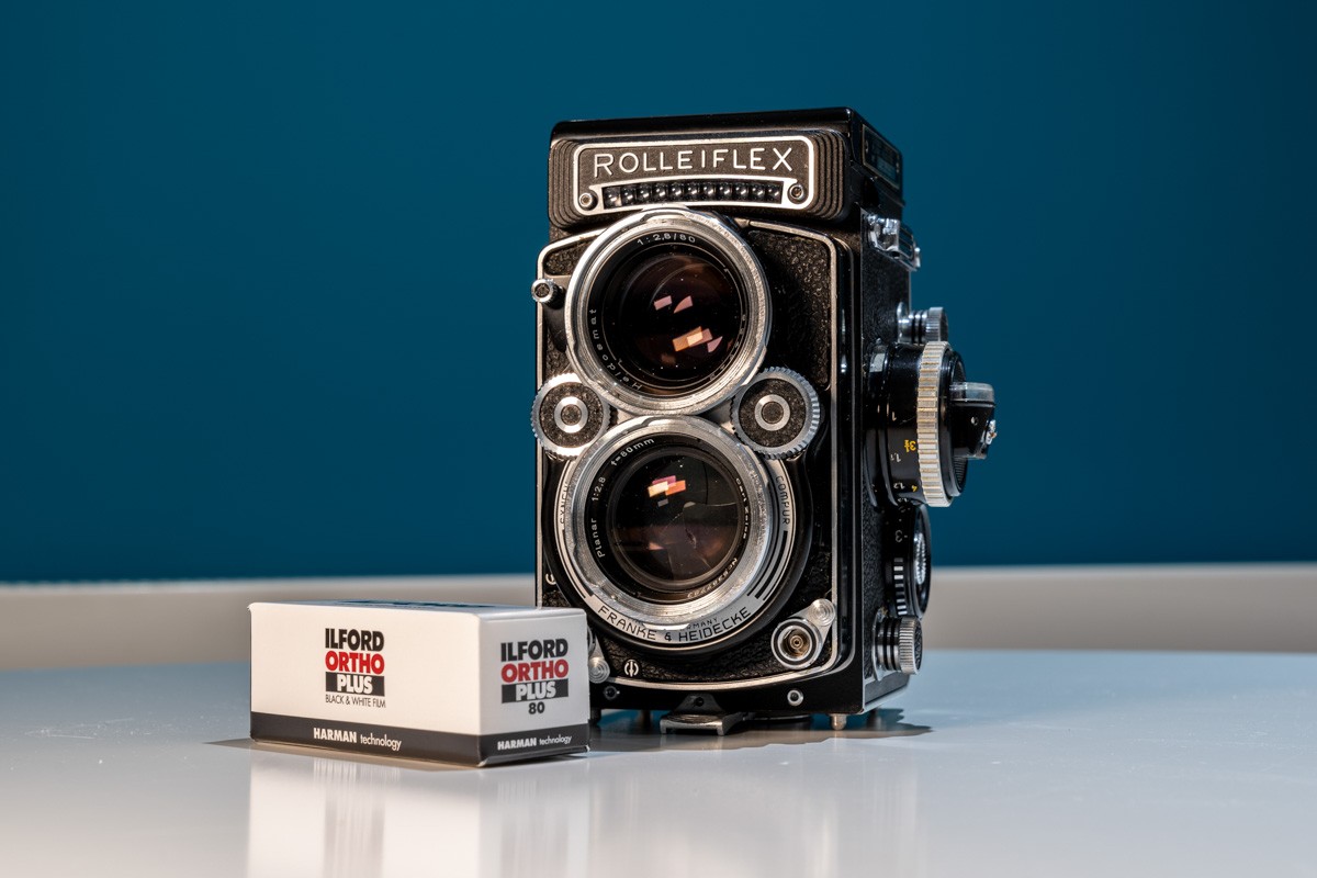 5 Frames… With ILFORD ORTHO PLUS (EI 80 / 120 format / Rolleiflex 2.8F)
