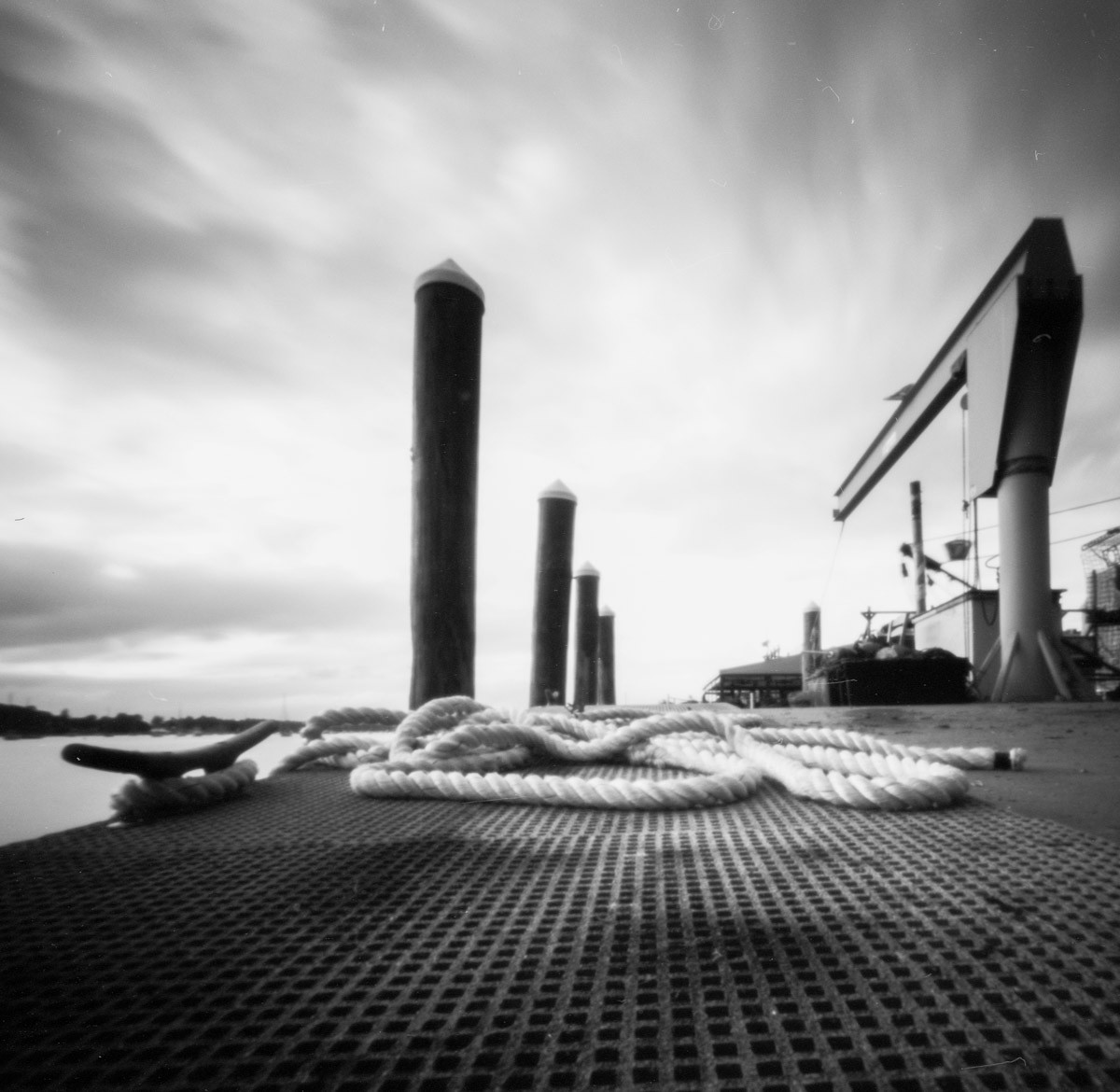 5 Frames… With Film Washi S (EI 50 / 120 Format / Ondu 6X6 Pinhole)