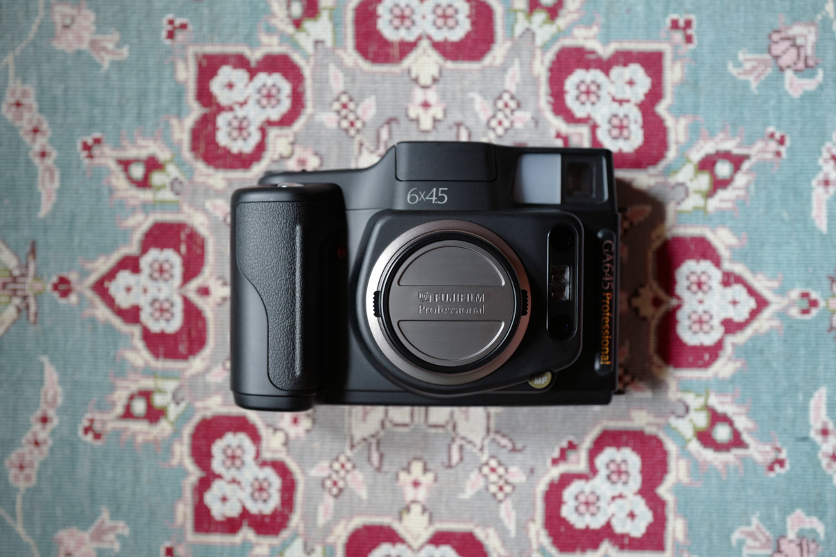 5 Frames… With Kodak Portra 400 (EI 400 / 120 format / Fujifilm GA645 Professional)