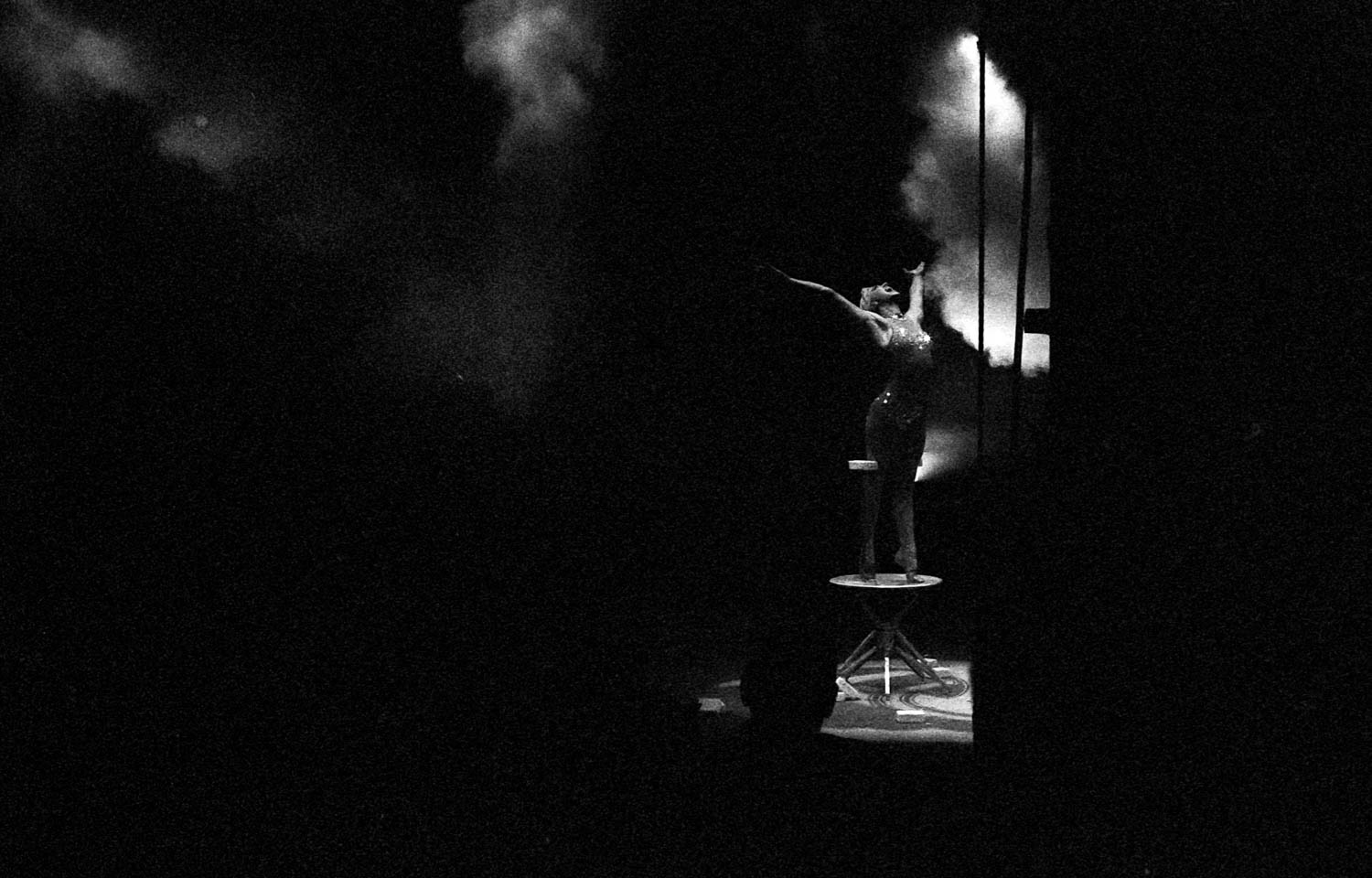 5 Frames… Pushing Ilford Delta 3200 Professional to EI 25000 (35mm / EI 2500 / Canon EOS-3)