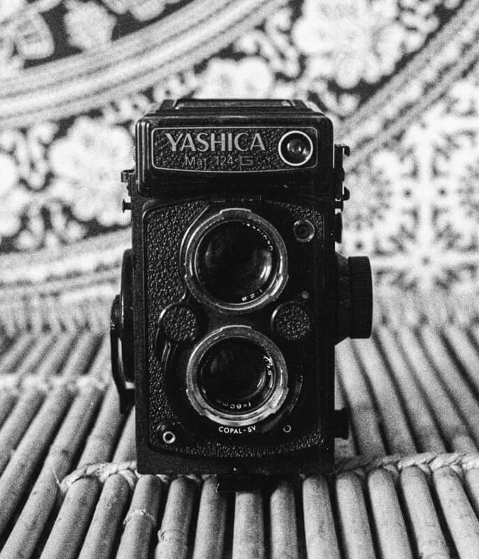 Yashica Mat-124G, Nikil Jonathan