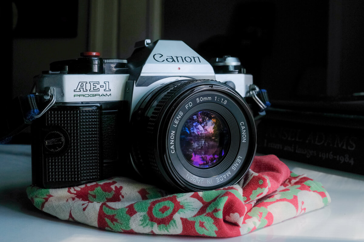 5 Frames… In Lima, Peru on Kodak Portra 400 (35mm Format / EI 400 / Canon AE-1 Program + Canon FD 50mm f/1.8)