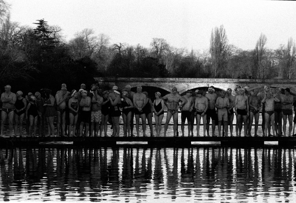 5 Frames... From the Peter Pan Cup Christmas Day 2019, on ILFORD Delta 3200 Professional and HP5 PLUS - by Simon King