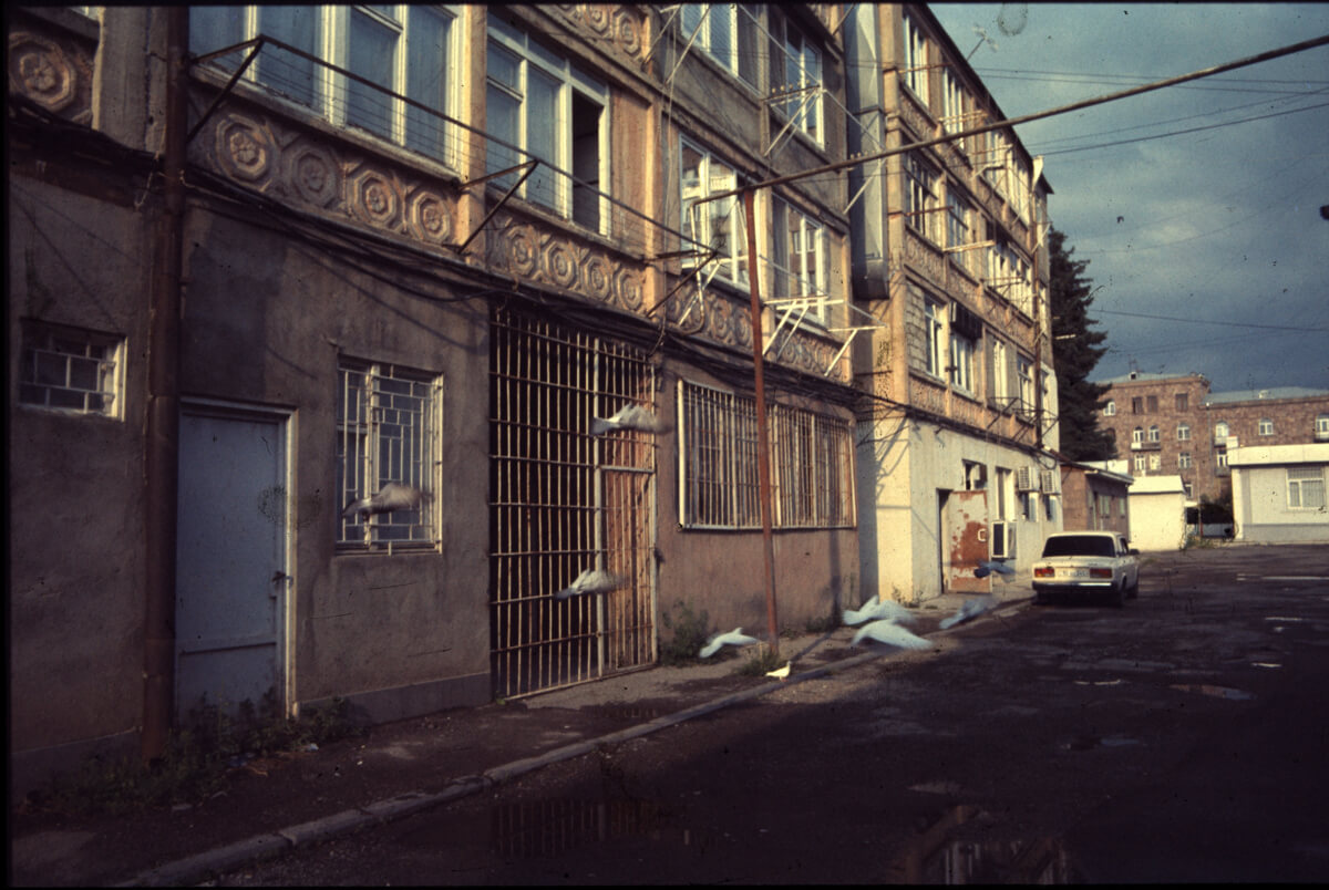 5 Frames… Of expired Jessops CS100 in Vanadzor, Armenia (EI 100 / 35mm Format / Mamiya ZM + Osawa 28mm f/2.8)