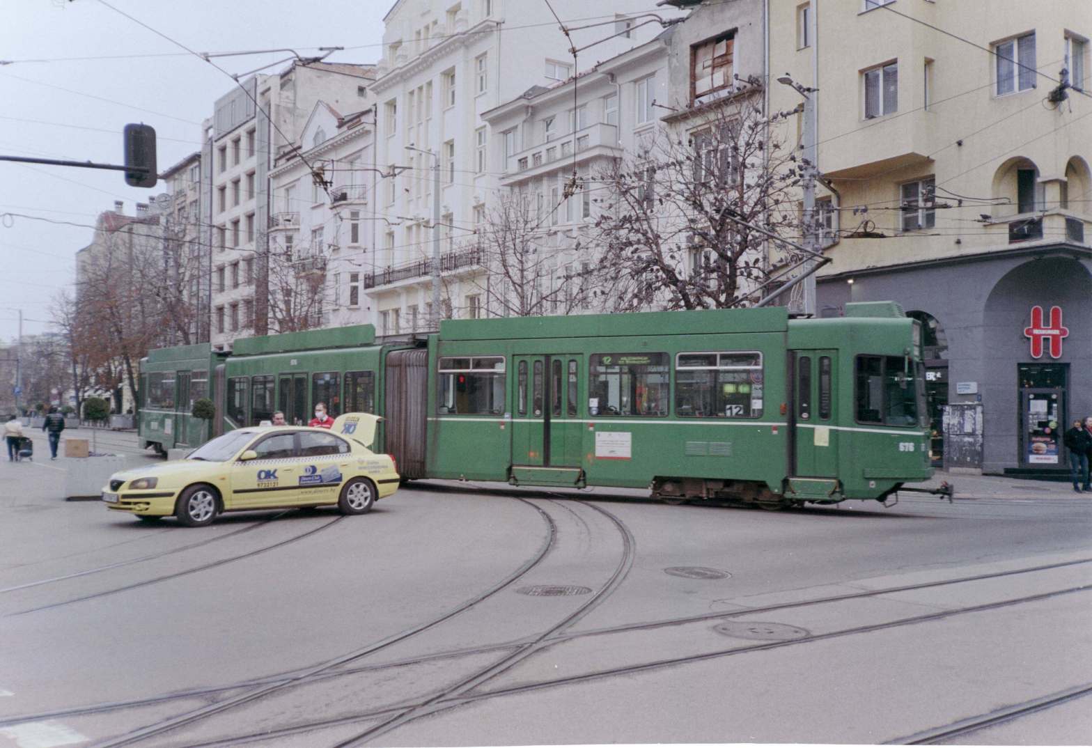 5 Frames… From Bulgaria: Colour snapshots on Fujicolor C200 and an Olympus XA