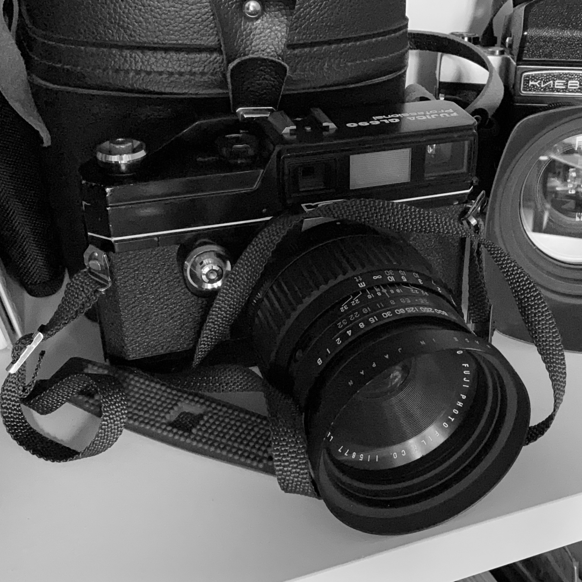 5 Frames… Of London’s Greenwich Peninsula on Fujifilm Neopan ACROS II 100 at EI 400 (120 Format / EI 400 / Fujica GL690 + Fujinon S 100mm f/3.5)