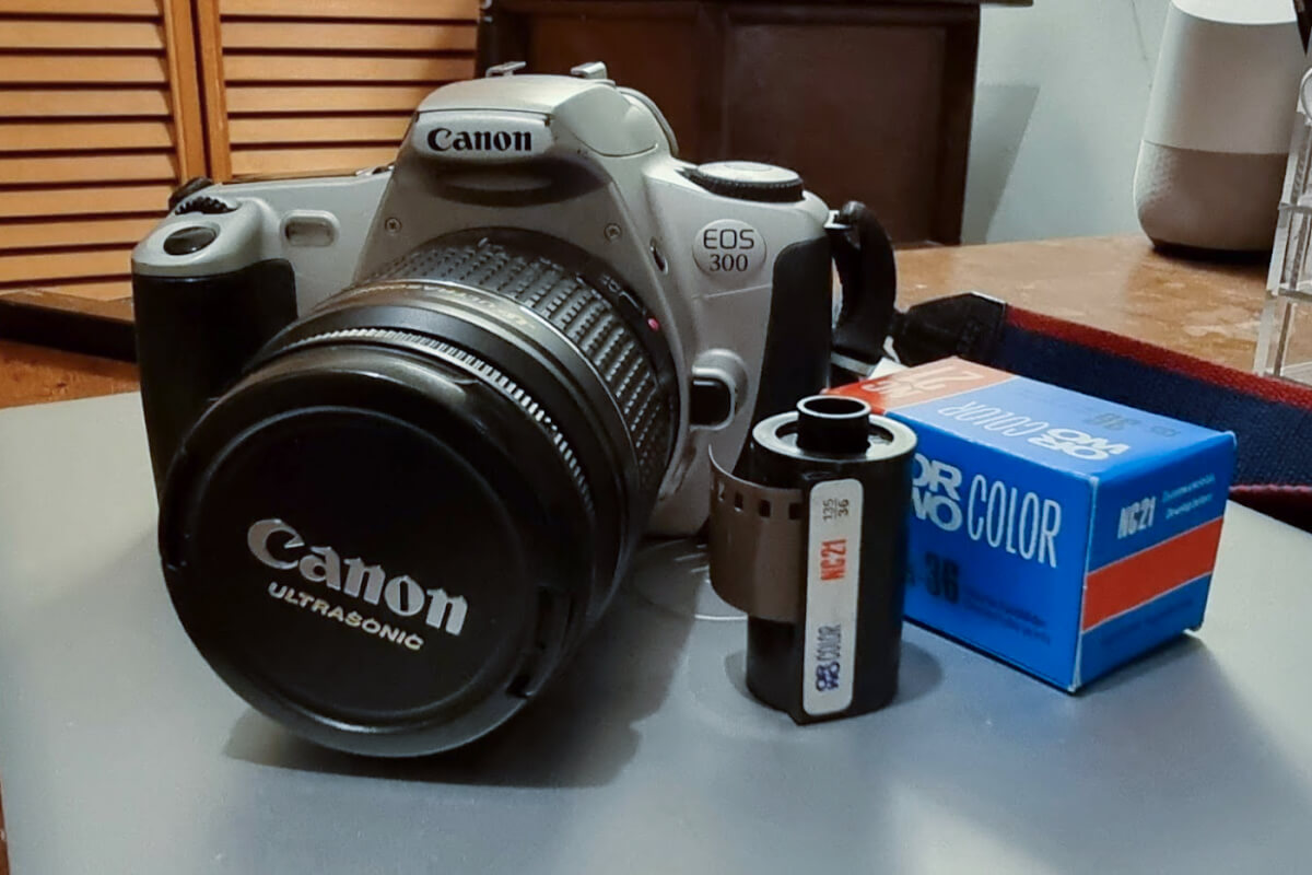 5 Frames…. Of 30 year expired Orwocolor NC21 ISO 100 film at London’s River Thames