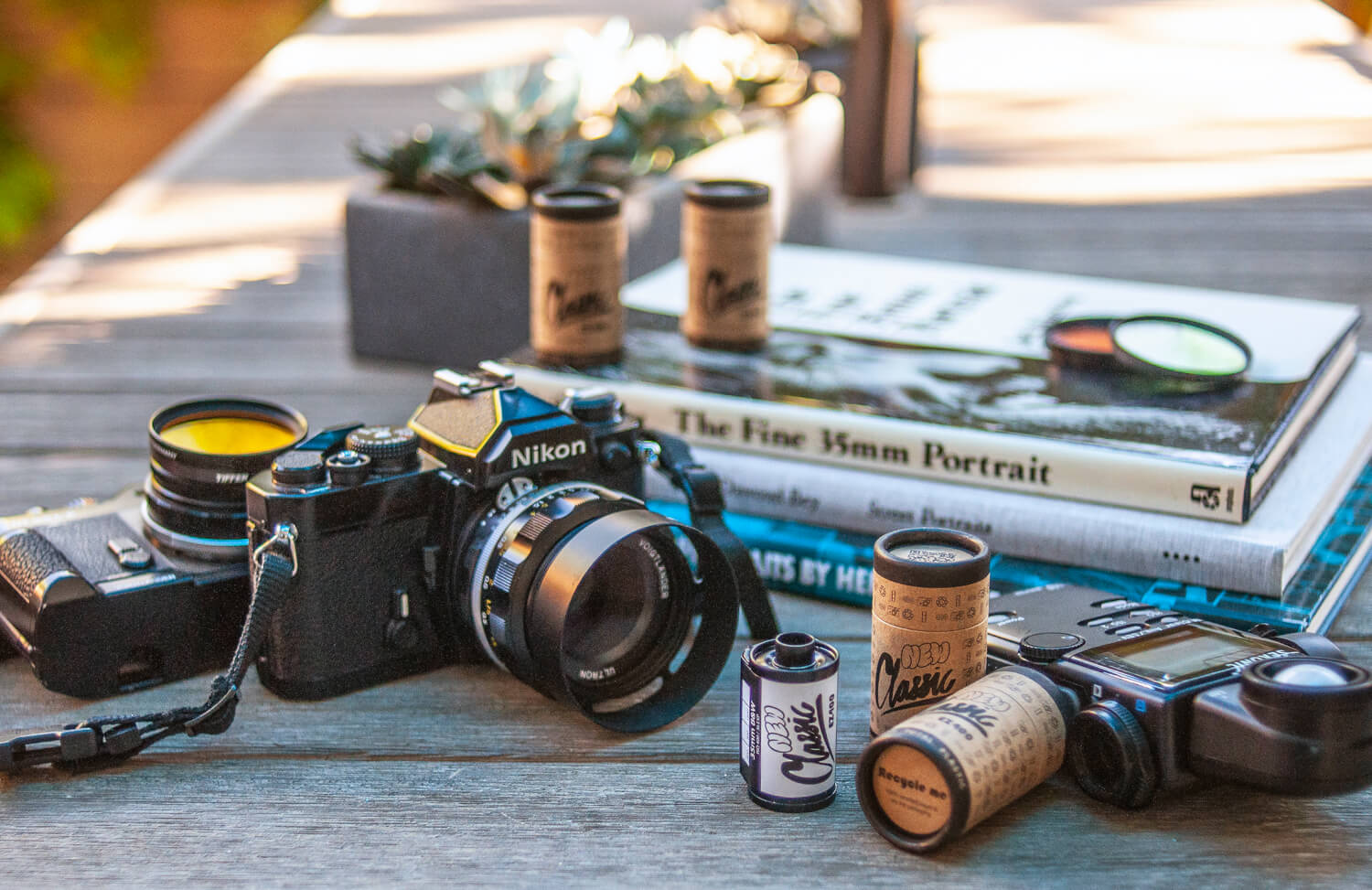 5 Frames of my lockdown on Classic EZ 400 film, a Voigtländer Bessa-R and Nikon FM2 (Skopar 35mm f/2.5 and Voigtländer Ultron 40mm f/2 lenses)