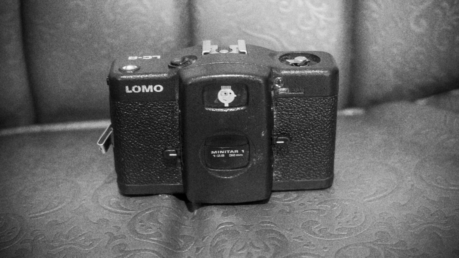 5 Frames… Of Kodak Tri-X 400 35mm and a Lomo LC-A (35mm Format / EI 400 / Lomo Minitar 1 32mm f/2.8)